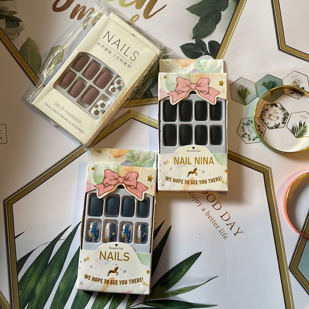 Unbranded lot black rose blue gold fake nails stick on